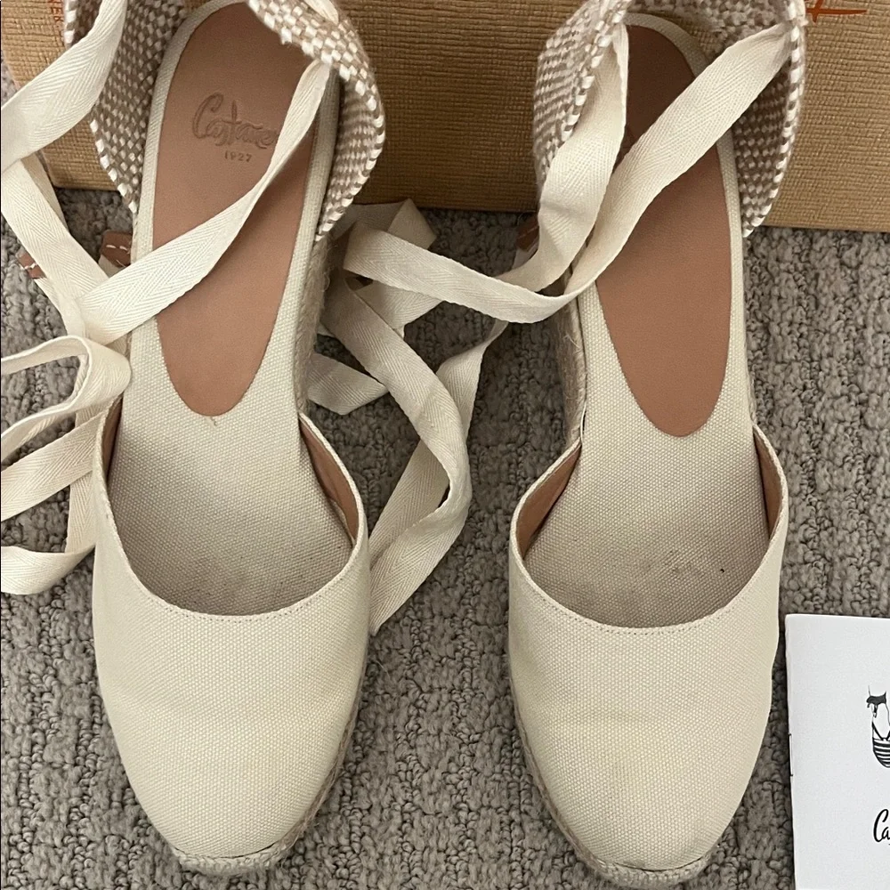 Castaner Cream Espadrille Wedge Shoes - Picture 7 of 8